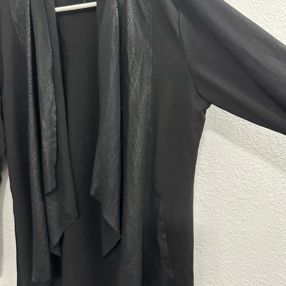 Point Zero Women’s Black Foe Snakeskin Cardigan Sz L - Picture 3 of 8